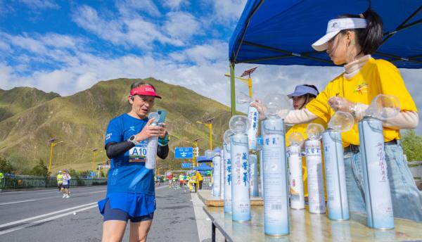 2023拉萨半程马拉松开跑 2023拉萨半程马拉松开跑