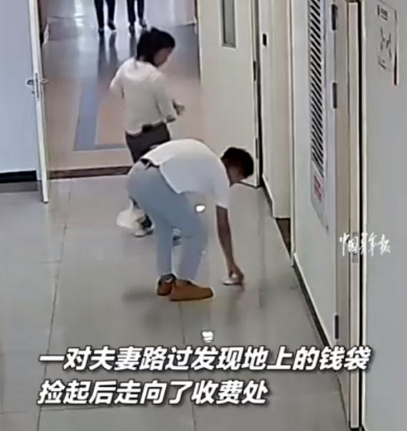 网友盛赞这对夫妻：他们在彼此心里闪闪发光