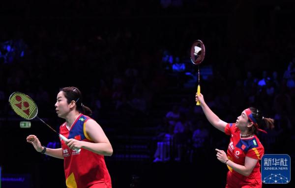 羽毛球世锦赛｜陈清晨/贾一凡女双夺冠