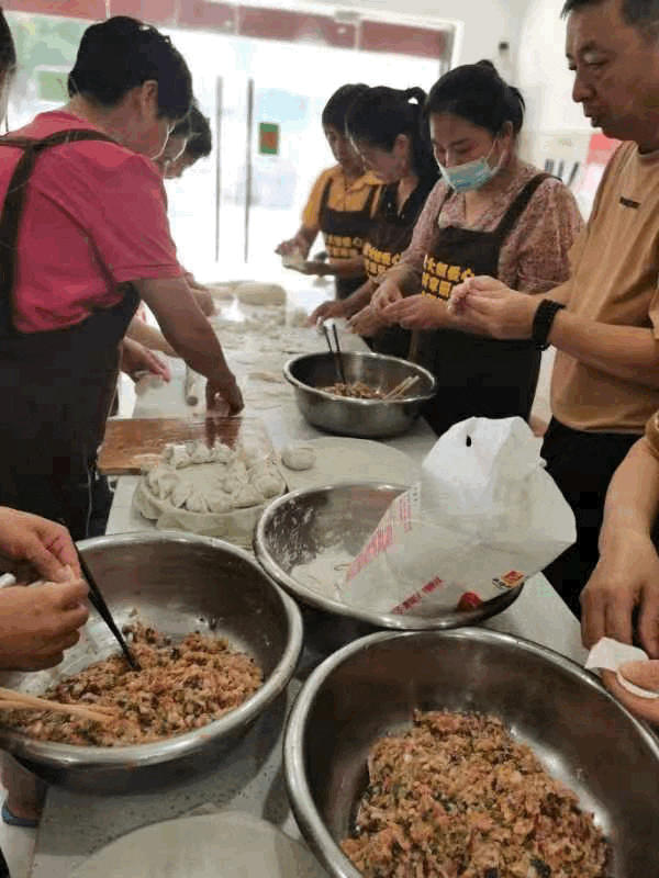 杭州这家饭店曝光!不收钱!神秘老板:不接受任何捐赠...... 杭州这家饭店曝光!不收钱!神秘老板:不接受任何捐赠......