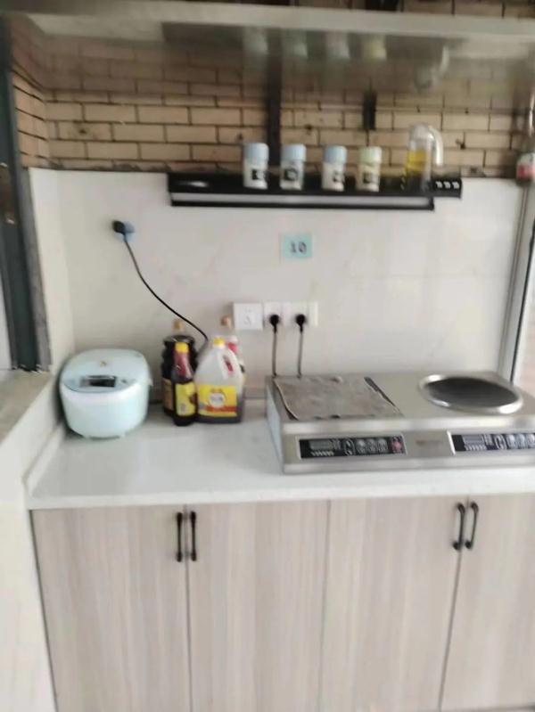 杭州这家饭店曝光!不收钱!神秘老板:不接受任何捐赠...... 杭州这家饭店曝光!不收钱!神秘老板:不接受任何捐赠......