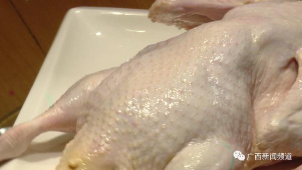 柠檬鸭、啤酒鸭、白切鸭……你吃鸭了吗?医生提醒→ 柠檬鸭、啤酒鸭、白切鸭……你吃鸭了吗?医生提醒→