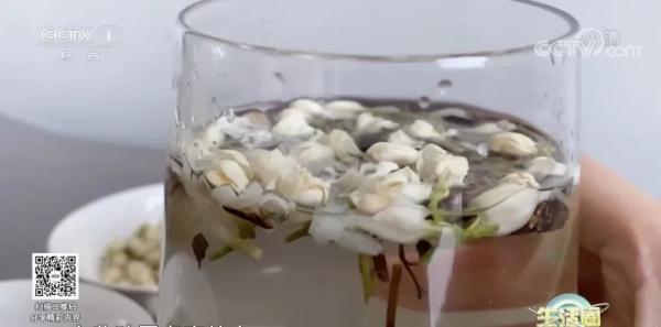 【养生】太尴尬了，天天刷牙还口臭？简单3招让你口气持久清新