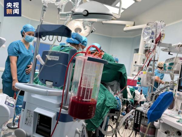 救回来了！产妇羊水栓塞，医生讲述生死救援