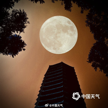 今年最大超级月亮今夜登场 全国观赏地图看哪里能邂逅满月