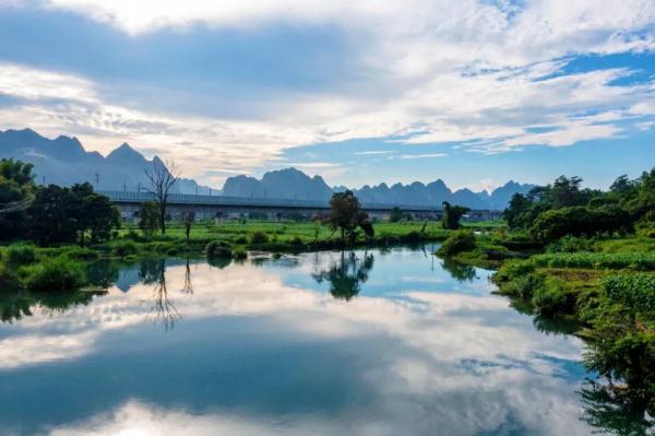 贵南高铁全线正式通车!你关心的票价、时间都有 贵南高铁全线正式通车!你关心的票价、时间都有