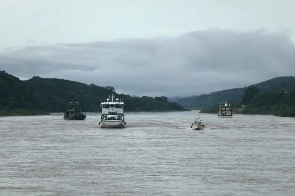 江河的守护者——记铸就国际执法合作典范的“湄公河卫士” 江河的守护者——记铸就国际执法合作典范的“湄公河卫士”