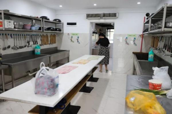 一年“亏损”20多万!杭州这家“饭店”为啥还要坚持下去 一年“亏损”20多万!杭州这家“饭店”为啥还要坚持下去