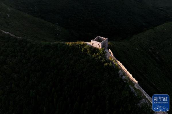 壮美初秋古长城