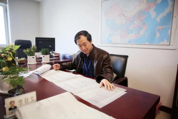 当年坐绿皮车去上学的他们，如今成了高铁专家