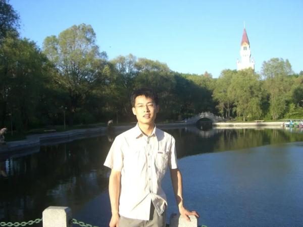 当年坐绿皮车去上学的他们，如今成了高铁专家