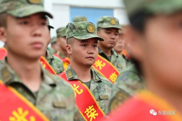 再见,部队!再见,战友! 再见,部队!再见,战友!