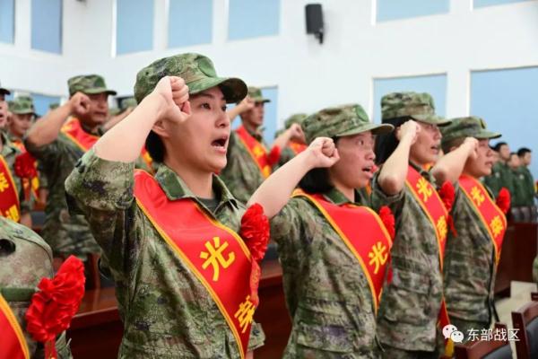 再见,部队!再见,战友! 再见,部队!再见,战友!