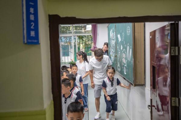 还记得豆豆吗?她上小学了! 还记得豆豆吗?她上小学了!