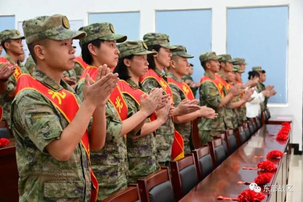 再见,部队!再见,战友! 再见,部队!再见,战友!
