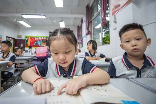 还记得豆豆吗?她上小学了! 还记得豆豆吗?她上小学了!