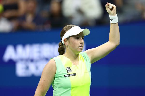 奥斯塔彭科四胜斯瓦泰克 女网世界第一易主