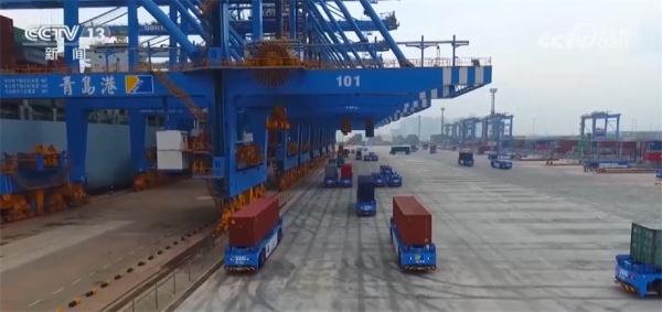 电子信息制造业规模以上企业营业收入突破24万亿元 新增长点不断涌现