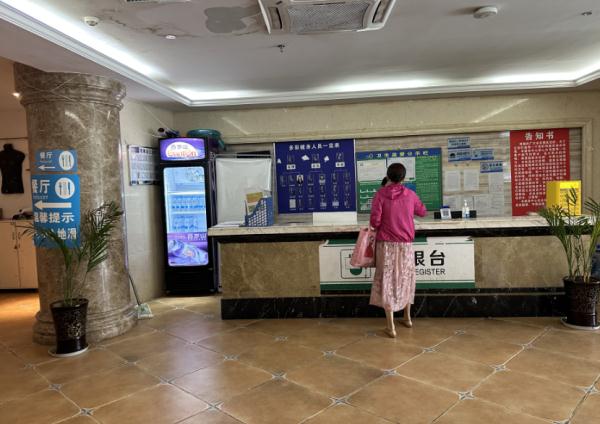 从游泳馆回来后，女孩全身起红疹、发高烧！竟是因为......