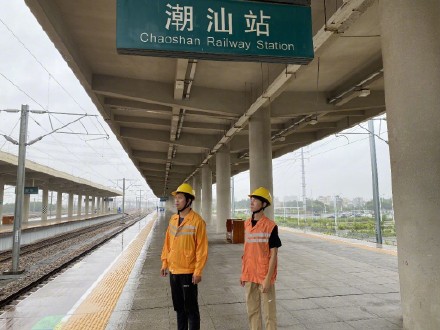 “海葵”风力减弱，广深往潮汕方向受影响列车陆续恢复开行