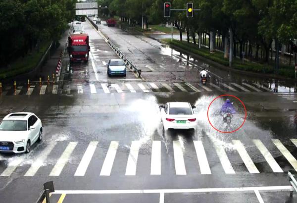 太气人了!宁波孟某某,罚! 太气人了!宁波孟某某,罚!