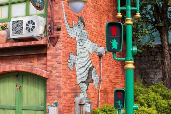 全球首个“疯狂动物城”主题园区将亮相上海迪士尼 全球首个“疯狂动物城”主题园区将亮相上海迪士尼