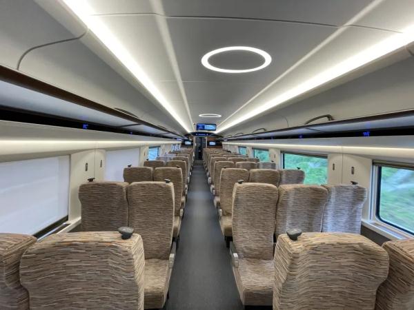 福厦高铁“智能动车组”,今日试跑→ 福厦高铁“智能动车组”,今日试跑→