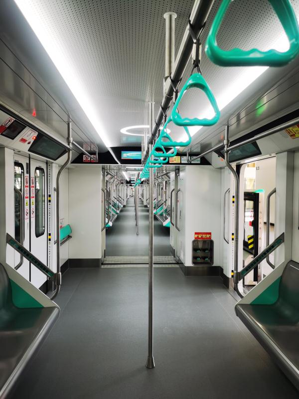 重庆轨道交通18号线开始不载客试运行 重庆轨道交通18号线开始不载客试运行