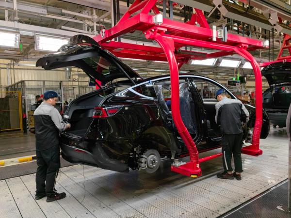 200万辆整车下线 特斯拉上海超级工厂“再提速”