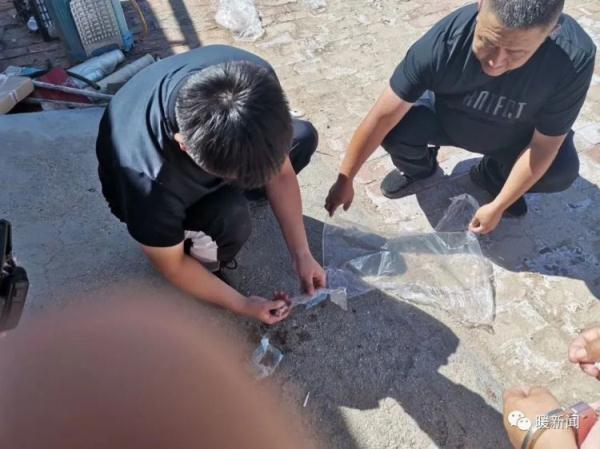 这起案件，从嫌疑人家羊圈里挖出重约450克的金元宝！