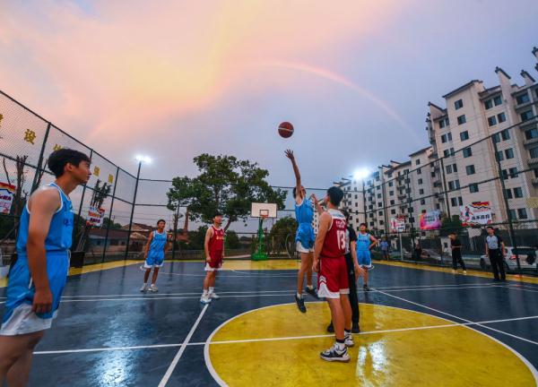 浙江湖州举办迎亚运村镇篮球联赛