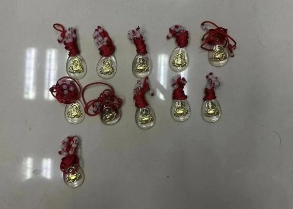 银川这伙“算命大师”当街被抓!4人被刑拘! 银川这伙“算命大师”当街被抓!4人被刑拘!