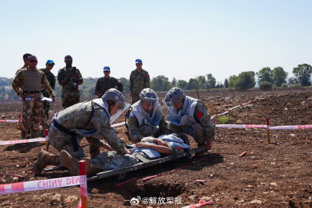 我赴黎维和多功能工兵分队圆满完成“天使救援”演习 我赴黎维和多功能工兵分队圆满完成“天使救援”演习