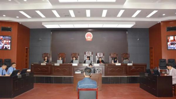 用地沟油烤鱼，贵州一店老板领刑并赔偿