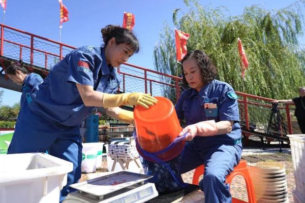 赶紧尝鲜!盘锦河蟹正式上市啦 赶紧尝鲜!盘锦河蟹正式上市啦