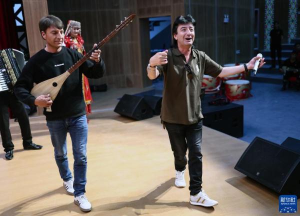 唱响帕米尔之声