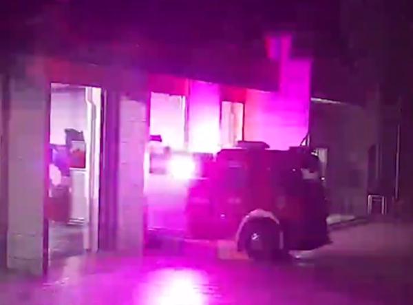 牺牲消防员妻子发文"埋怨"丈夫,网友读完飙泪! 牺牲消防员妻子发文"埋怨"丈夫,网友读完飙泪!