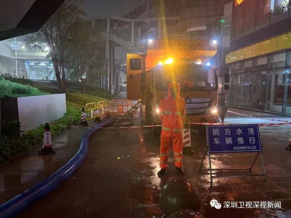 莲塘口岸、文锦渡口岸暂停通关！多路记者直击暴雨夜！