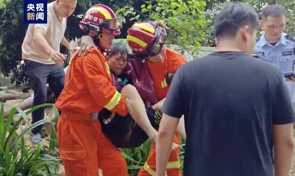 广东揭阳受暴雨影响多地内涝 消防紧急转移群众207人 广东揭阳受暴雨影响多地内涝 消防紧急转移群众207人