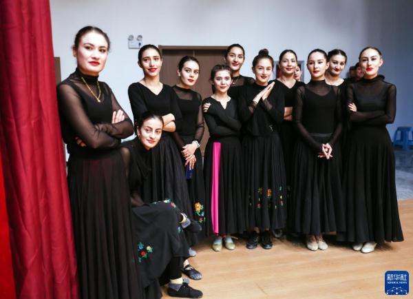 唱响帕米尔之声