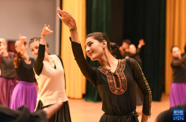 唱响帕米尔之声