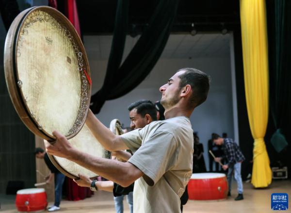 唱响帕米尔之声