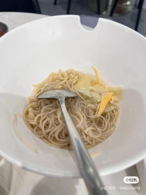 沪上知名亲子餐厅,给宝宝上的云吞馅竟然是生的? 沪上知名亲子餐厅,给宝宝上的云吞馅竟然是生的?