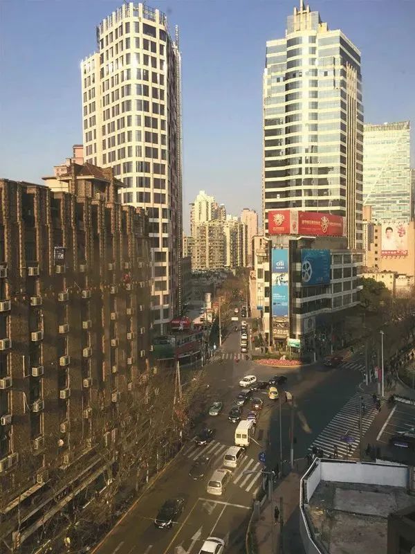 上海这栋楼曾引发大量围观！彻底搬空后仍有不少人打卡：希望保留城市记忆