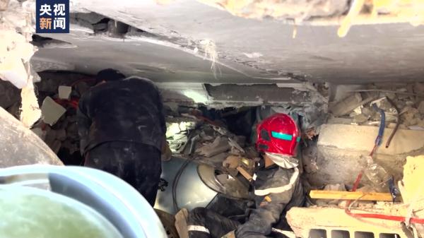 摩洛哥强震已致2012人遇难!中国游客讲述惊魂瞬间 摩洛哥强震已致2012人遇难!中国游客讲述惊魂瞬间