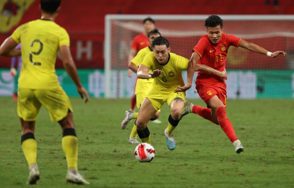 友谊赛中国男足战平马来西亚队
