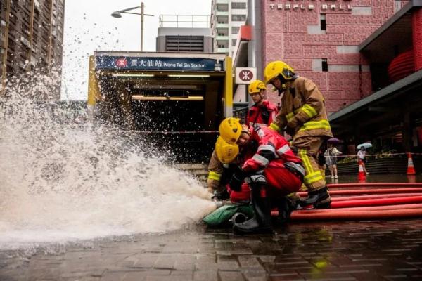 实地探访！遭遇世纪暴雨后，香港恢复情况如何？