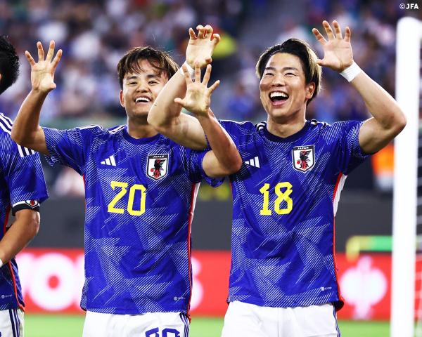 国足逼平马来西亚7小时后，日本把德国打服了