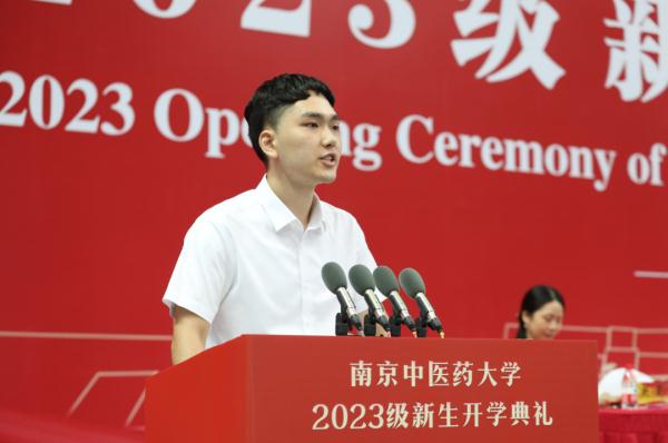考入太爷爷、爷爷、奶奶的学校！这位江苏新生将用9年读中药学