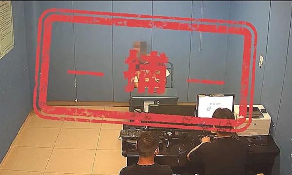 功德箱你也敢偷？上海一男子多次从功德箱里钓钱币